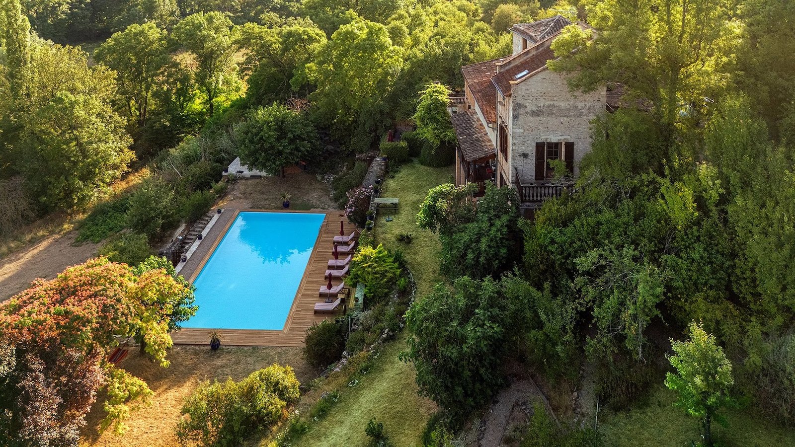 Jardin et piscine de la Maison Aurifat